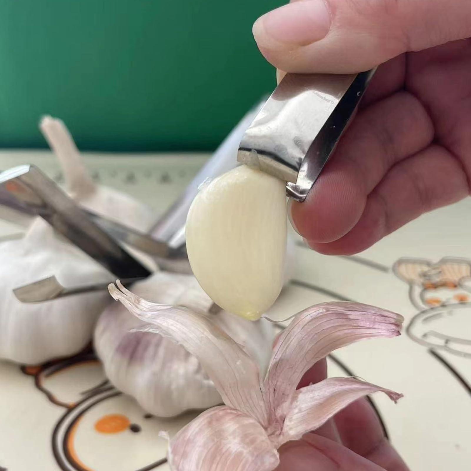 Kitchen Gadgets For Arthritic Hands - مجموعة أدوات المطبخ: مقشرة الثوم وملقط