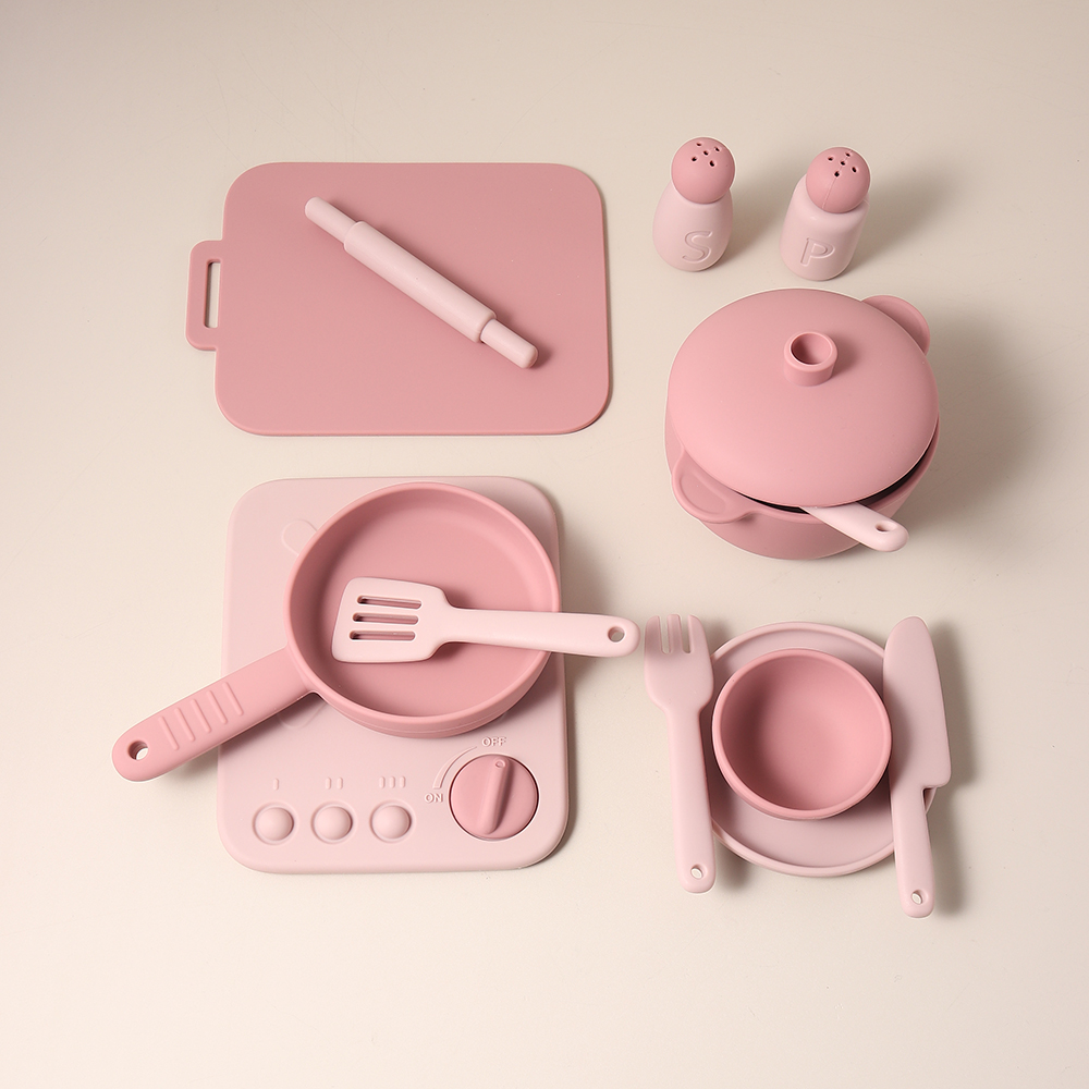 Kitchen Gadgets Kids - مجموعة ألعاب طهي من السيليكون مكونة